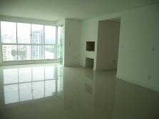 Novo apartamento, 3 sutes, Centro, Balnerio Cambori! (AP0076)