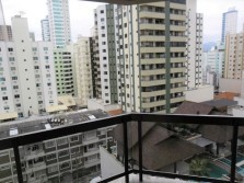 Amplo apartamento 2 dormitórios no Centro de Balneário Camboriú mobiliado...