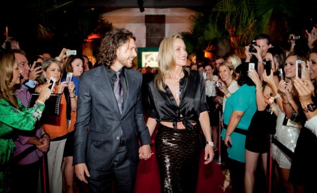 Sharon Stone e Martin Mika em Balneário Camboriú
