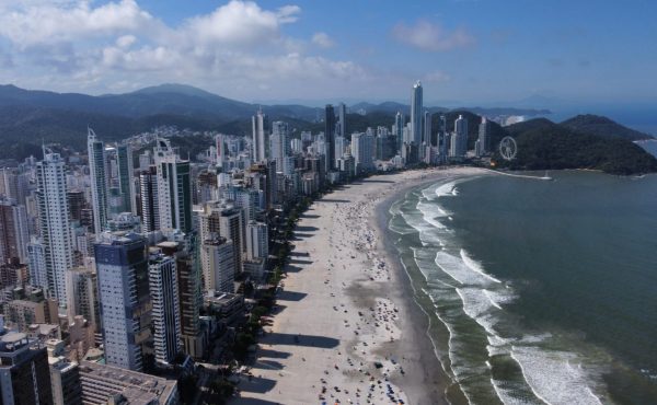 BALNEÁRIO CAMBORIÚ FOTO RAFAEL WEISS