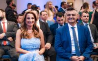 prefeita juliana pavan e nilson probst