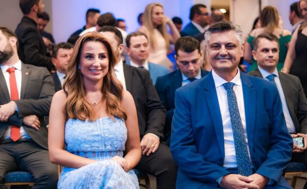 prefeita juliana pavan e nilson probst