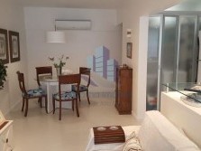  SUAS FERIAS A 150 m DO MAR EM UM LINDO APARTAMENTO  MOBILIADO, DECORADO, EQUIPADO E CLIMATIZADO.