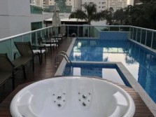 Apartamento com 4 suítes e 2 vagas de garagem na Barra Norte - DE R$ 1.400.000 por R$ 890.000