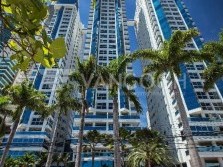 Cobertura Frente Mar à Venda, em Balneário Camboriú, no Edifício Costão da Barra