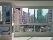 Apartamento para Venda no bairro Centro em Balneário Camboriú, 3 quartos sendo 3 suítes, 2 vagas, Sem Mobília, 137 m² privativos,