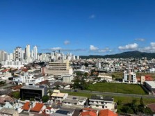 Apartamento para Venda no bairro Centro em Balneário Camboriú, 2 quartos sendo 1 suíte, 1 vaga, Sem Mobília, 62 m² de área total, 62 m² privativos,