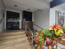 Vendo incrível apartamento se 2 dormit, sacada e garagem privativa 