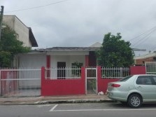 Casa pra até 12 pessoas com ar e Hidro, Baratíssimo